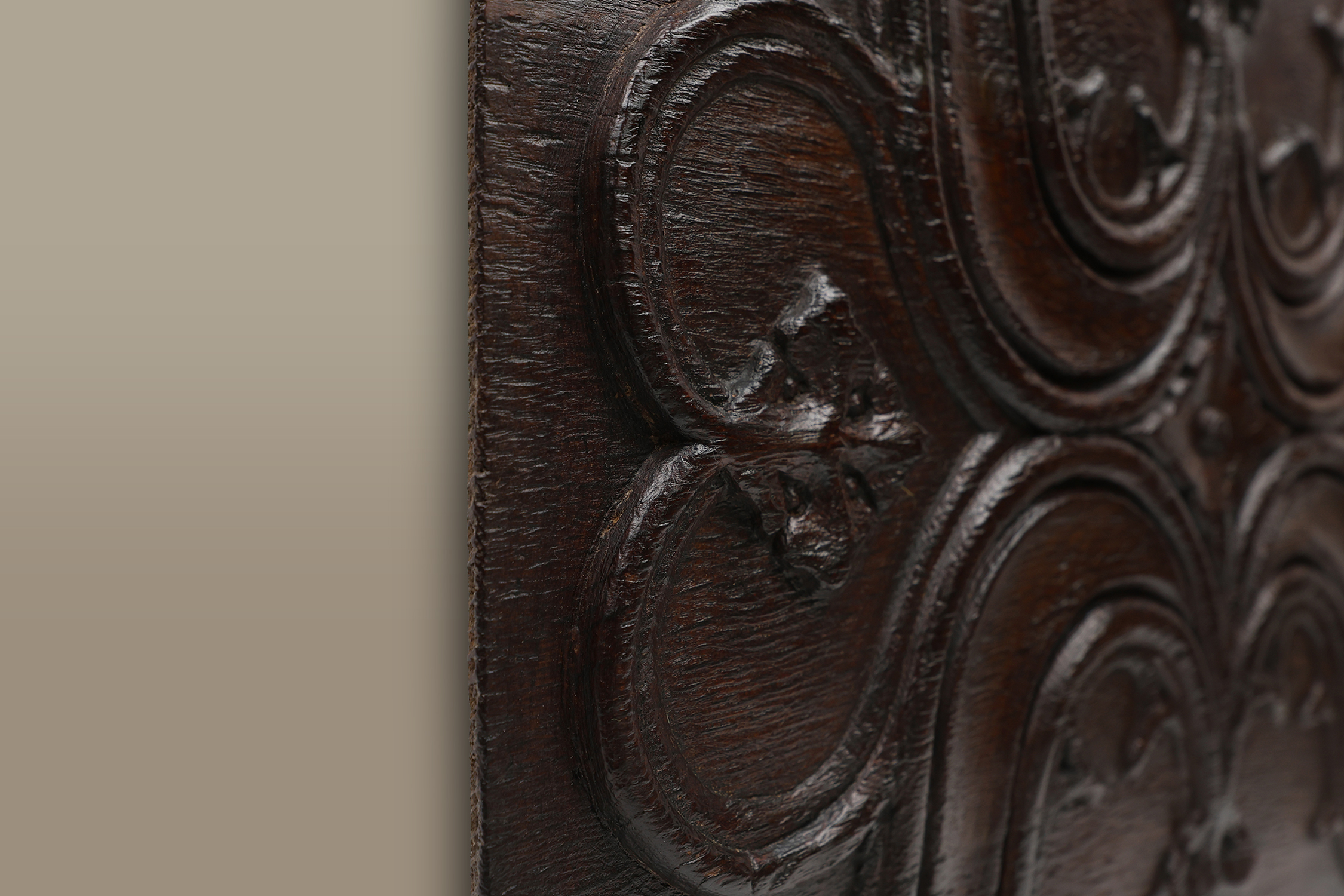 16th Century Hand-Crafted Gothic Panel in Oak, Belgiumthumbnail